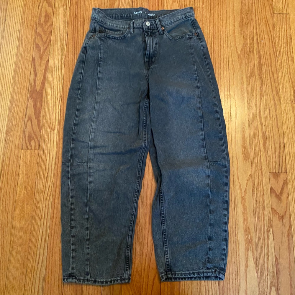 Old Navy Barrel Leg Jeans